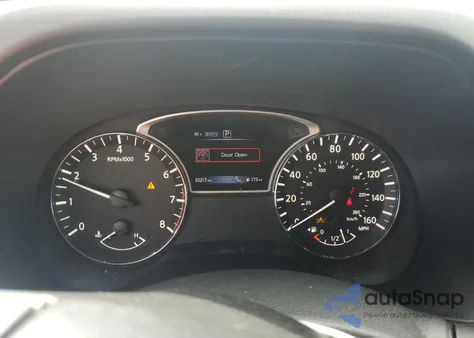 2018 Nissan Pathfinder S из США, поврежденный, VIN 5N1DR2MM7JC674108